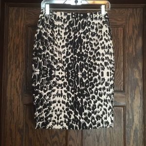 Leopard print stretch pencil skirt